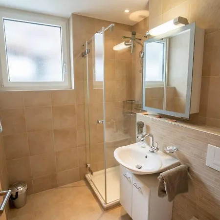 Apartment Chasa Miramunt 6
